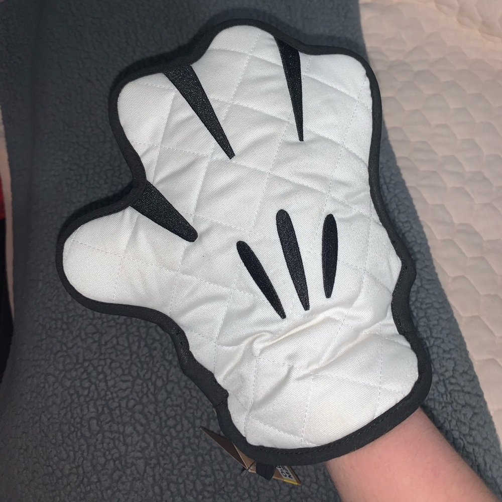 Disney Mickey Oven Mitt